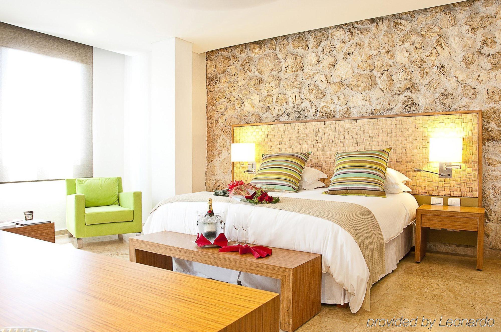 Movich Hotel Cartagena De Indias Zimmer foto